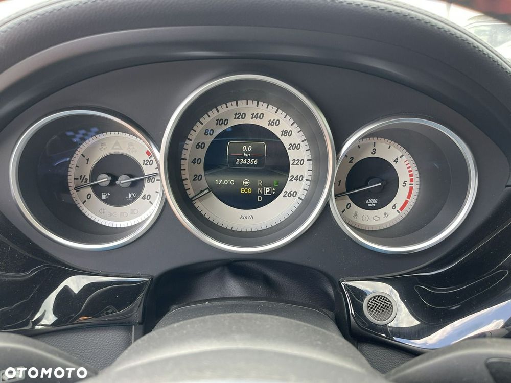 Mercedes-Benz CLS 350 d 4Matic 9G-TRONIC - 12