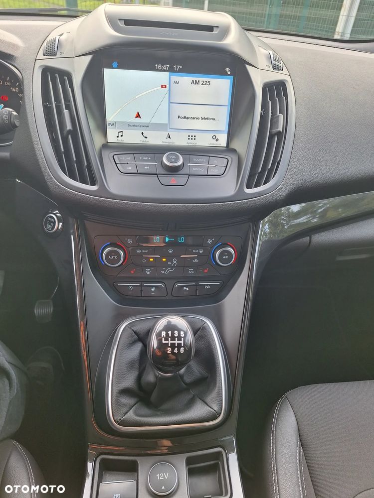 Ford Kuga - 10