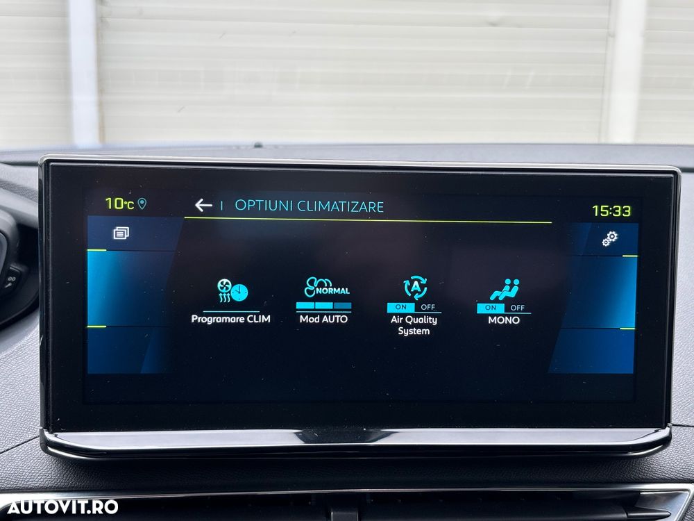 Peugeot 3008 225 e-EAT8 Allure Pack - 29