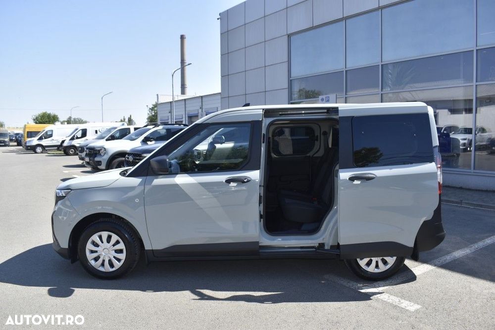 Ford Tourneo Courier - 13