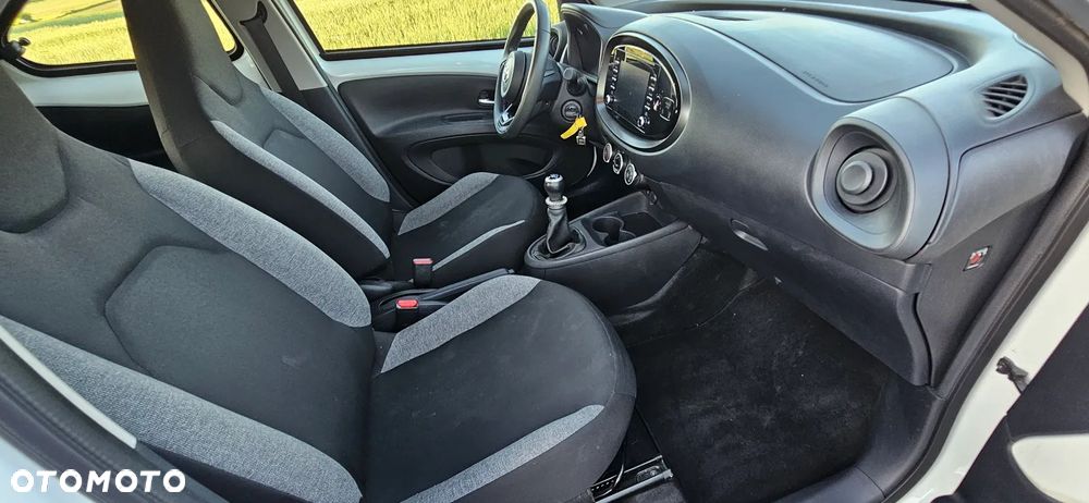 Toyota Aygo X - 13