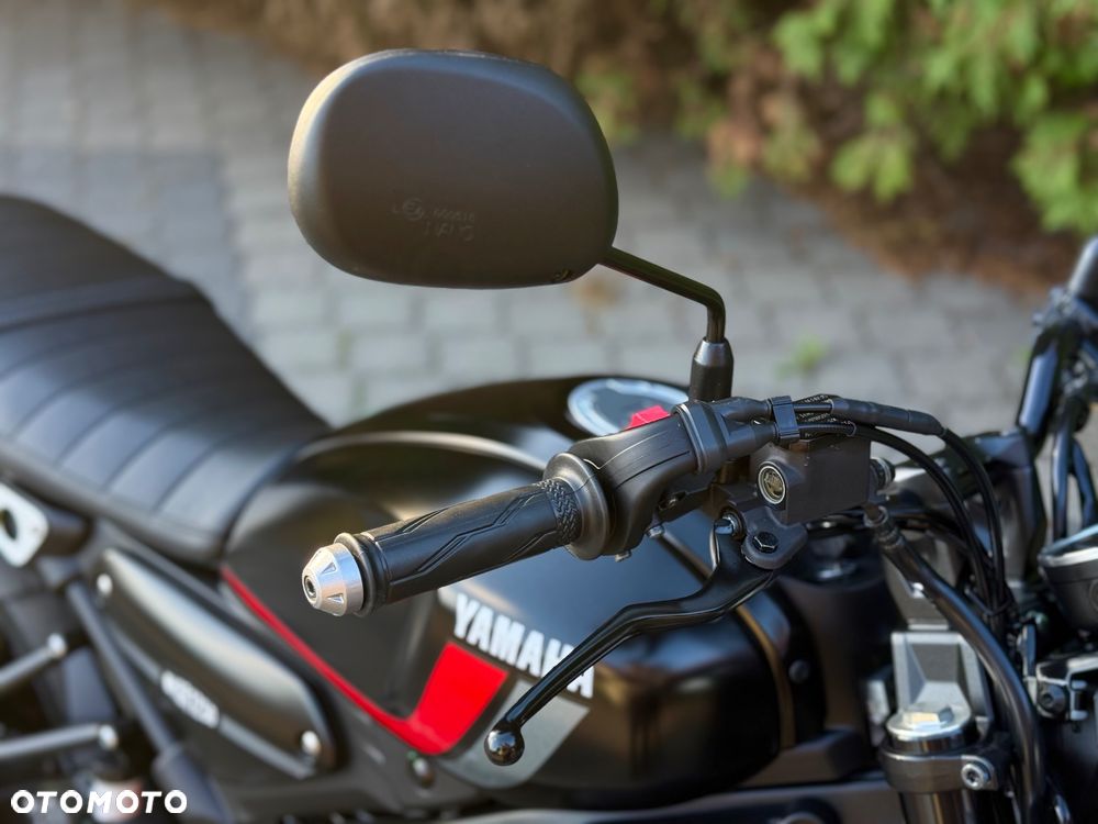 Yamaha XSR - 13