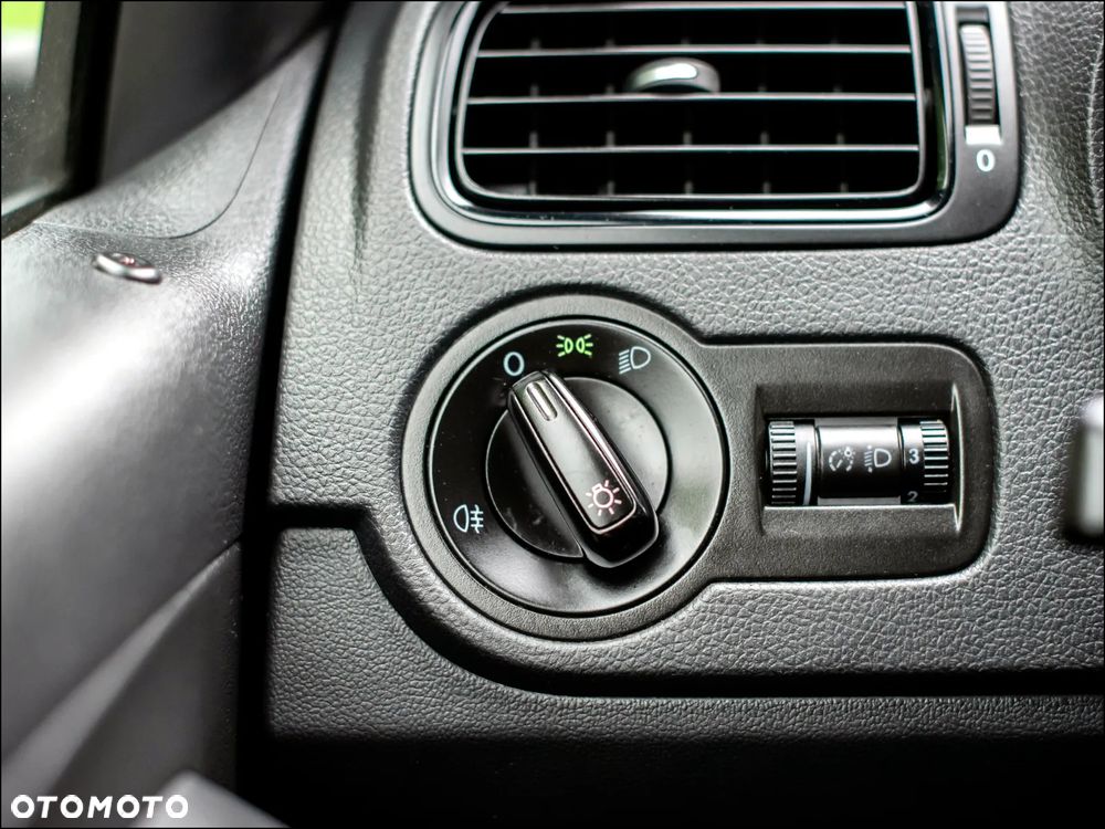 Volkswagen Polo - 29