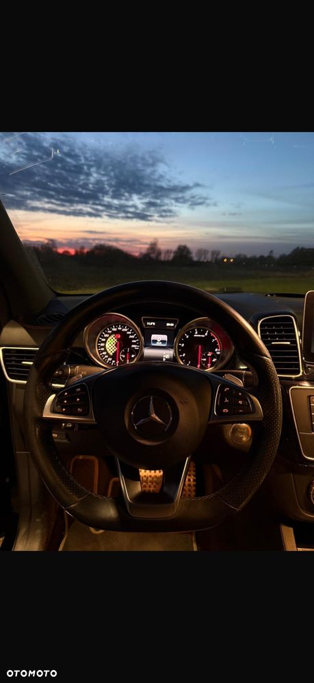 Mercedes-Benz GLE AMG 43 4-Matic - 2