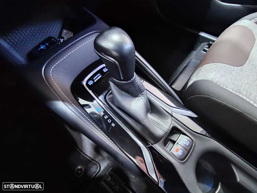 Toyota Corolla Touring Sports 1.8 Hybrid Trek - 19