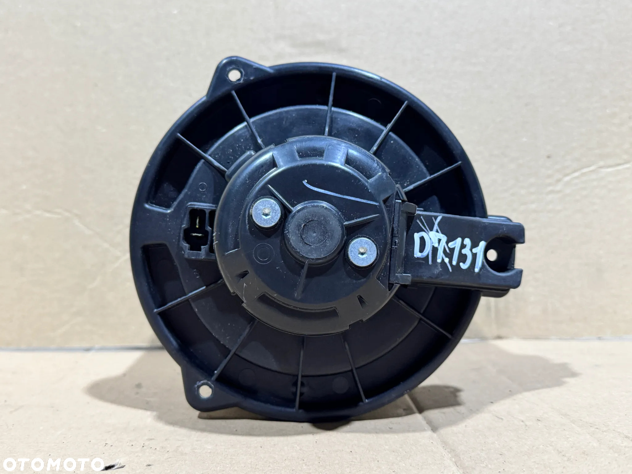 WENTYLATOR DMUCHAWA NAWIEWU TOYOTA COROLLA E12 AVENSIS T25 016070-0610 0130101601 - 2