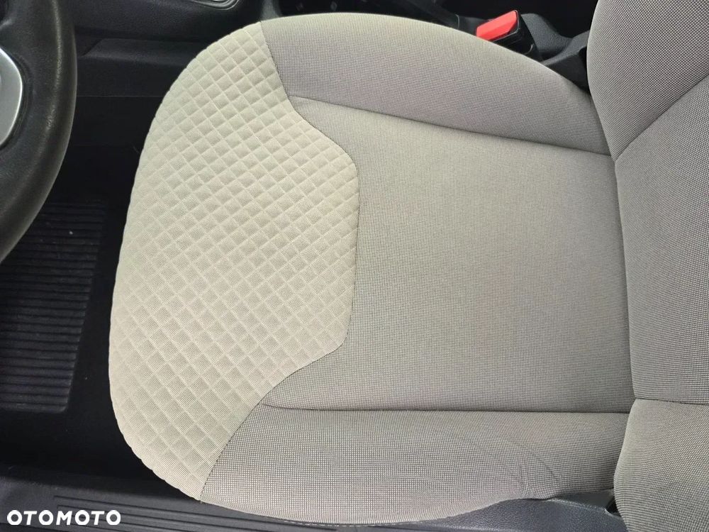 Ford Tourneo Courier ver-1-5-tdci-trend - 34