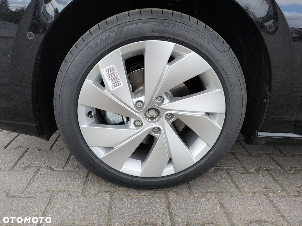 Volkswagen Golf - 18
