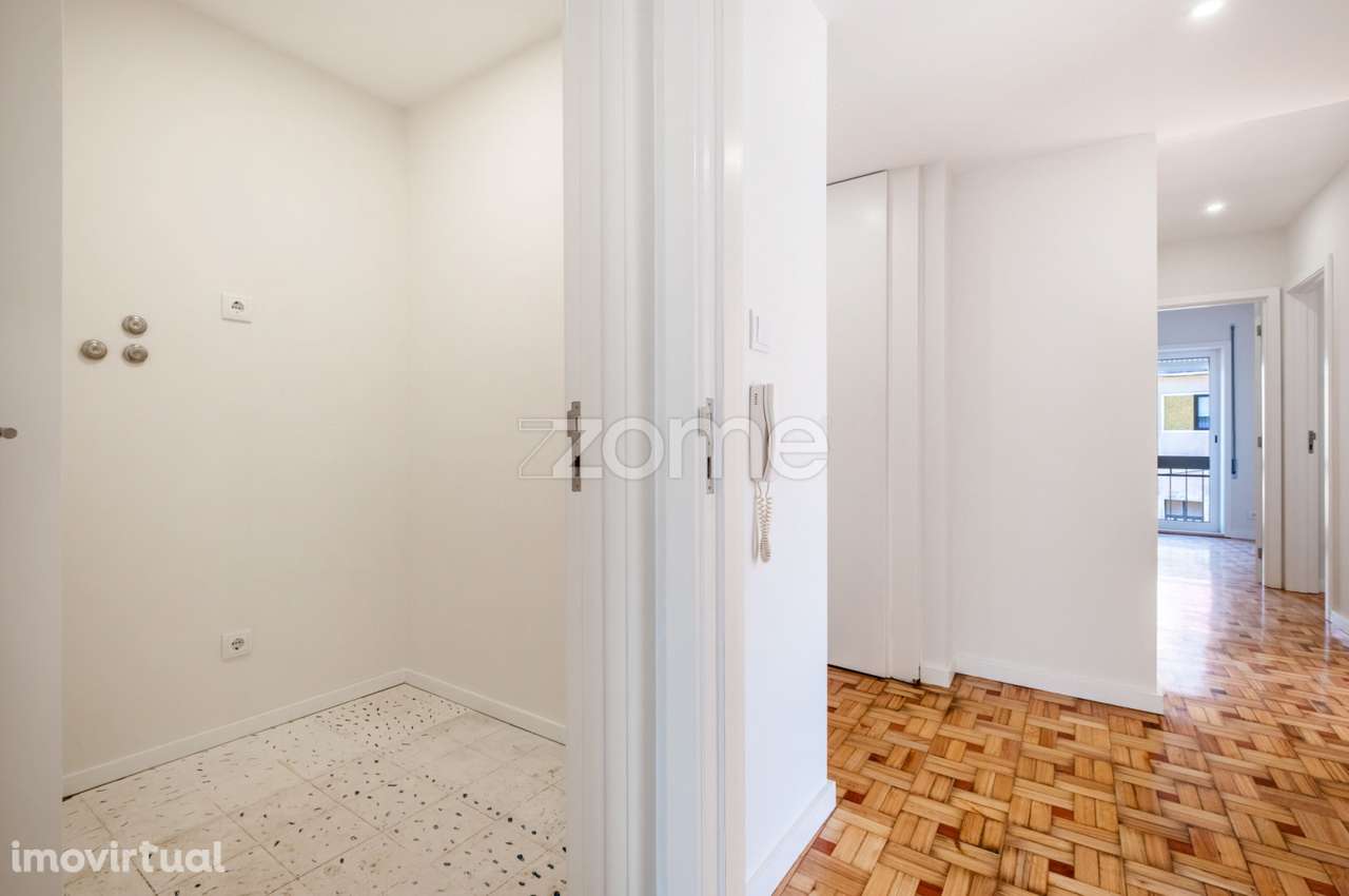 T3 renovado com lug. garagem e arrumos, Mafamude - Arrendamento - Grande imagem: 4/41