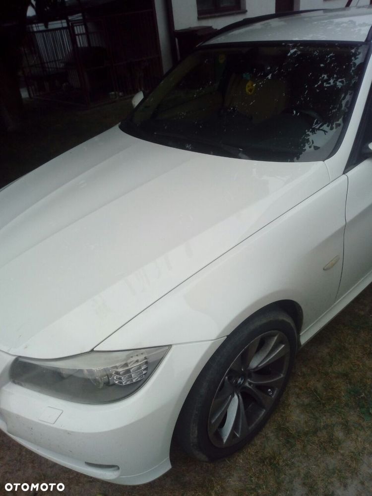 BMW Seria 3 318i - 2