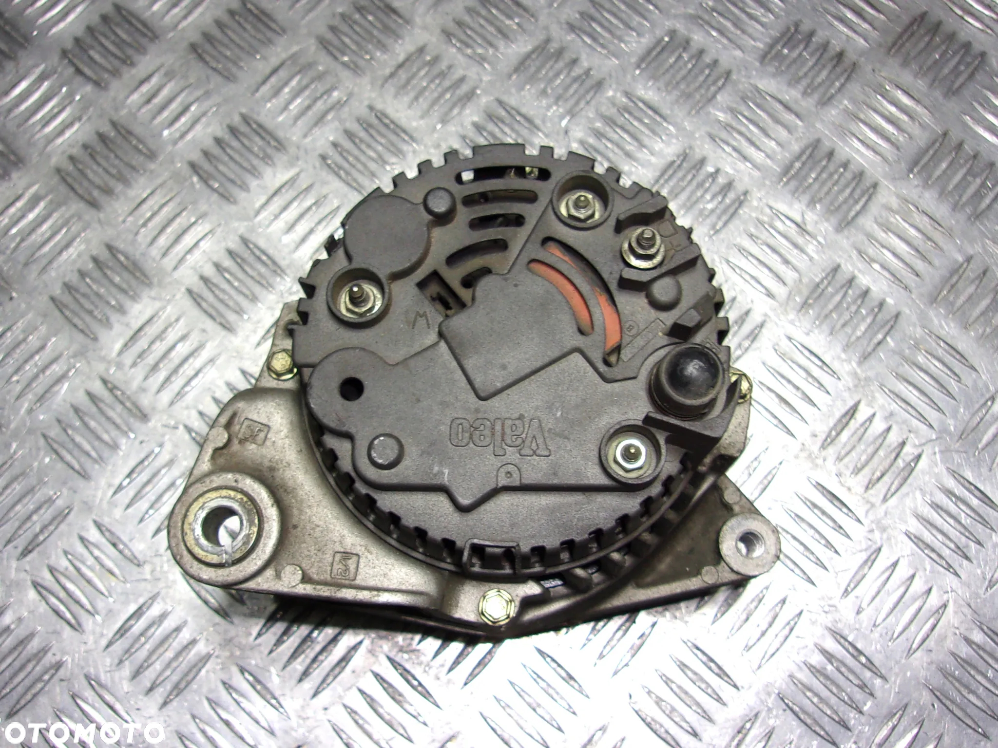 Audi A4 B5 A6 C4 C5 100 C4 alternator 1.6 1.8 1.8T 2.5 TDI 2.8 - 3