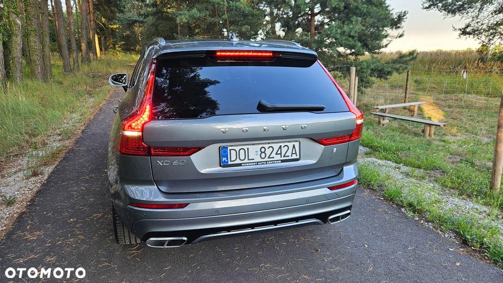 Volvo XC 60 D5 AWD Geartronic RDesign - 40