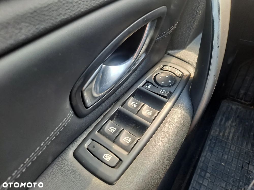 Renault Laguna - 12