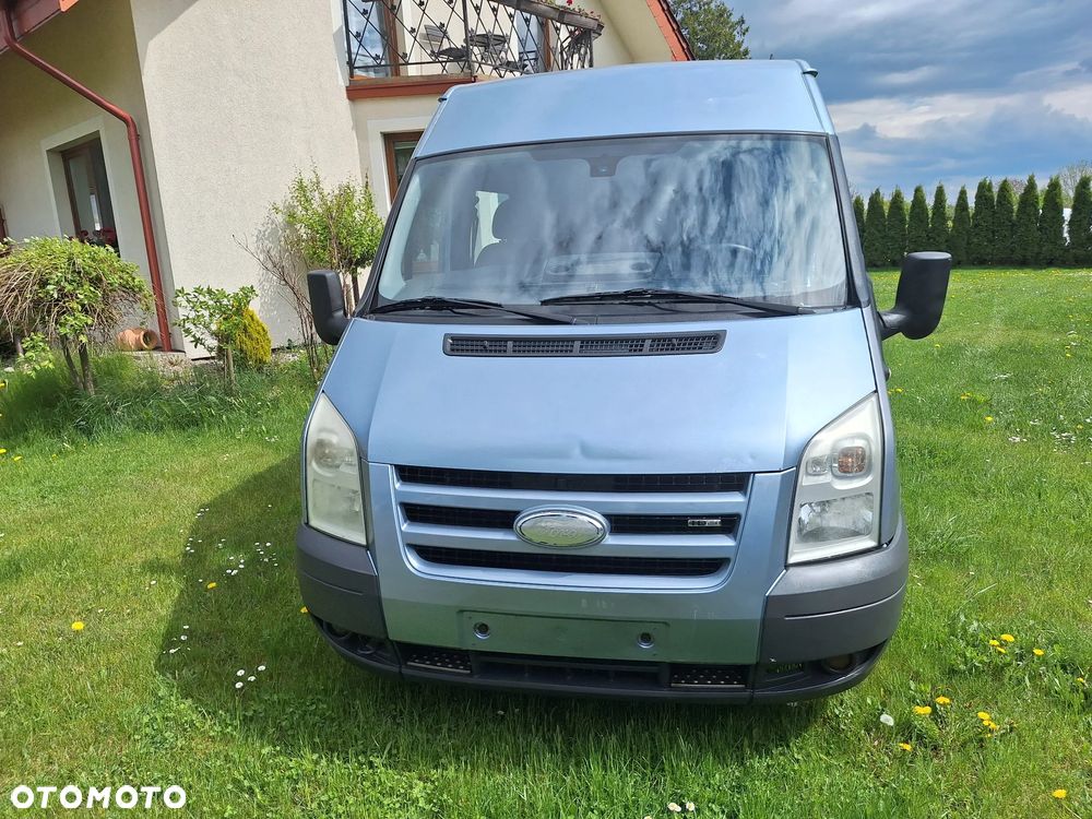 Ford Transit - 12