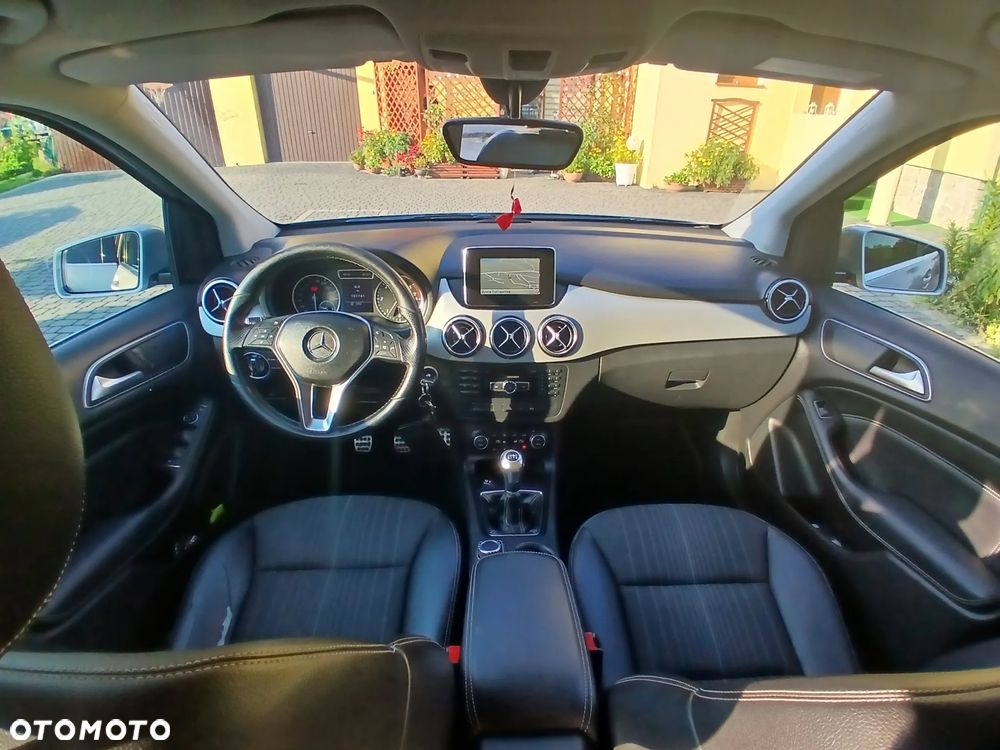 Mercedes-Benz Klasa B 180 CDI - 12