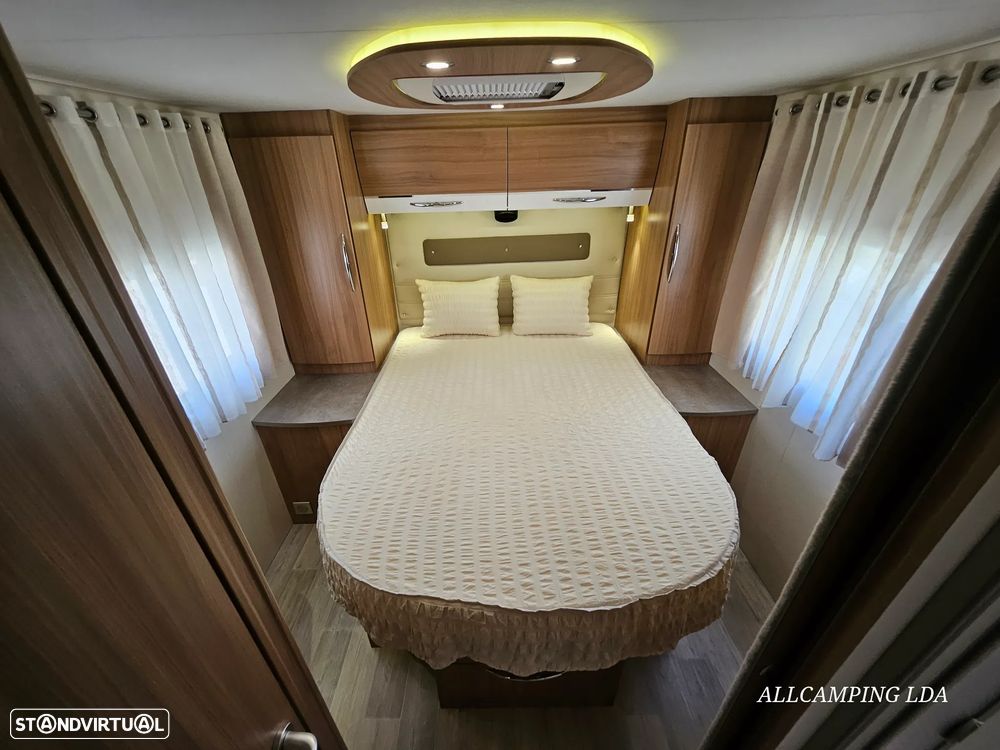 Pilote Sensation P746 CAIXA AUTOMÁTICA CAMA CENTRAL/ BASCULANTE - 33