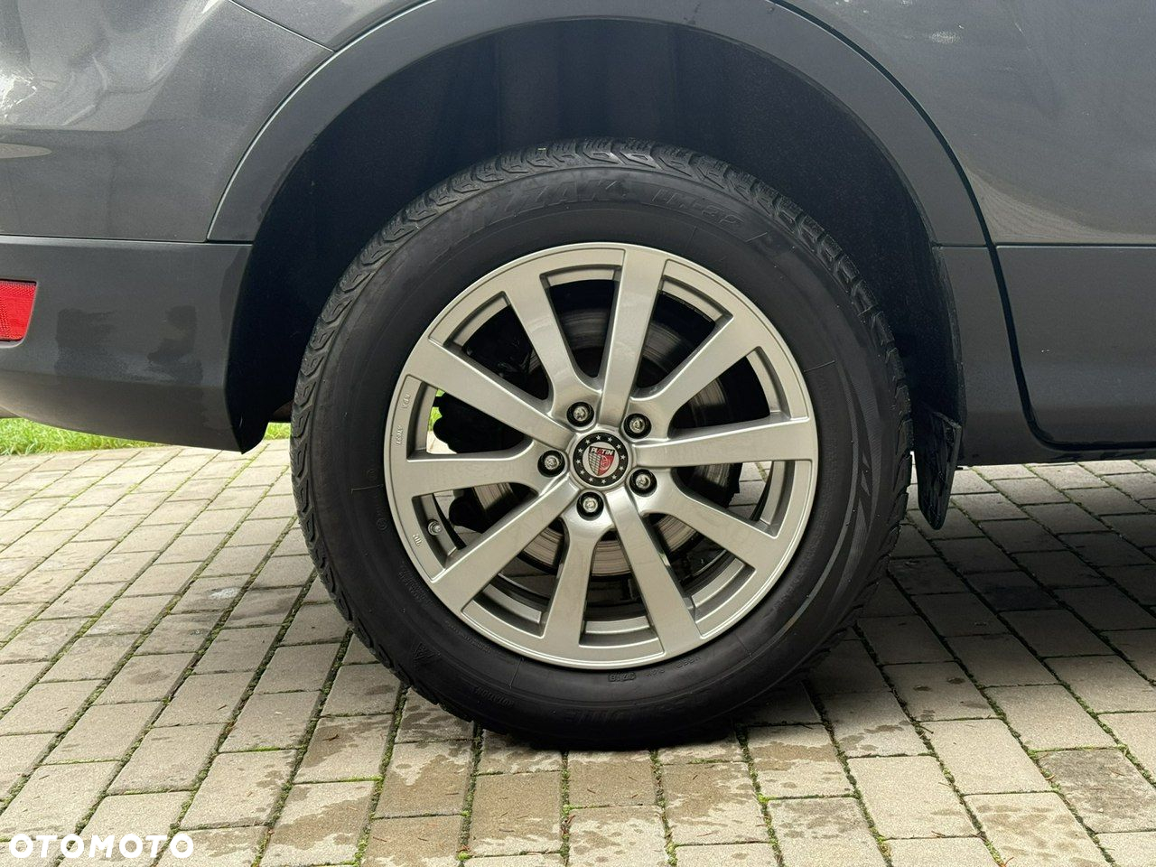 Ford Kuga - 5