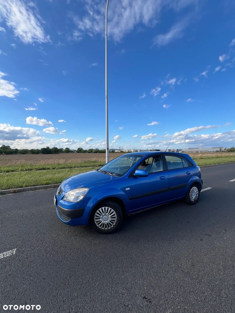 Kia Rio 1.4 (klm swo) / Comfort + - 5