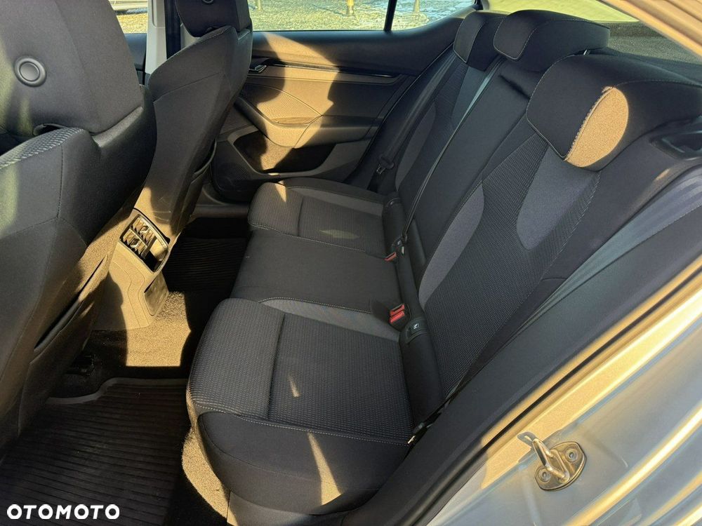 Skoda Octavia 2.0 TDI Ambition - 13