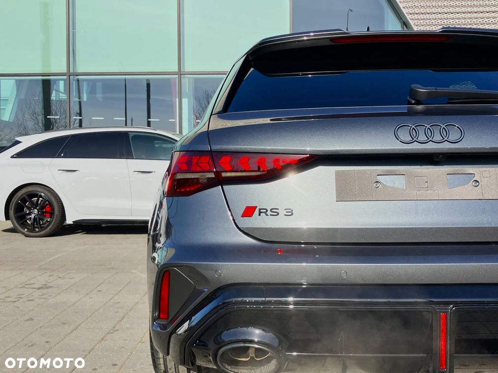 Audi RS3 Sportback - 8
