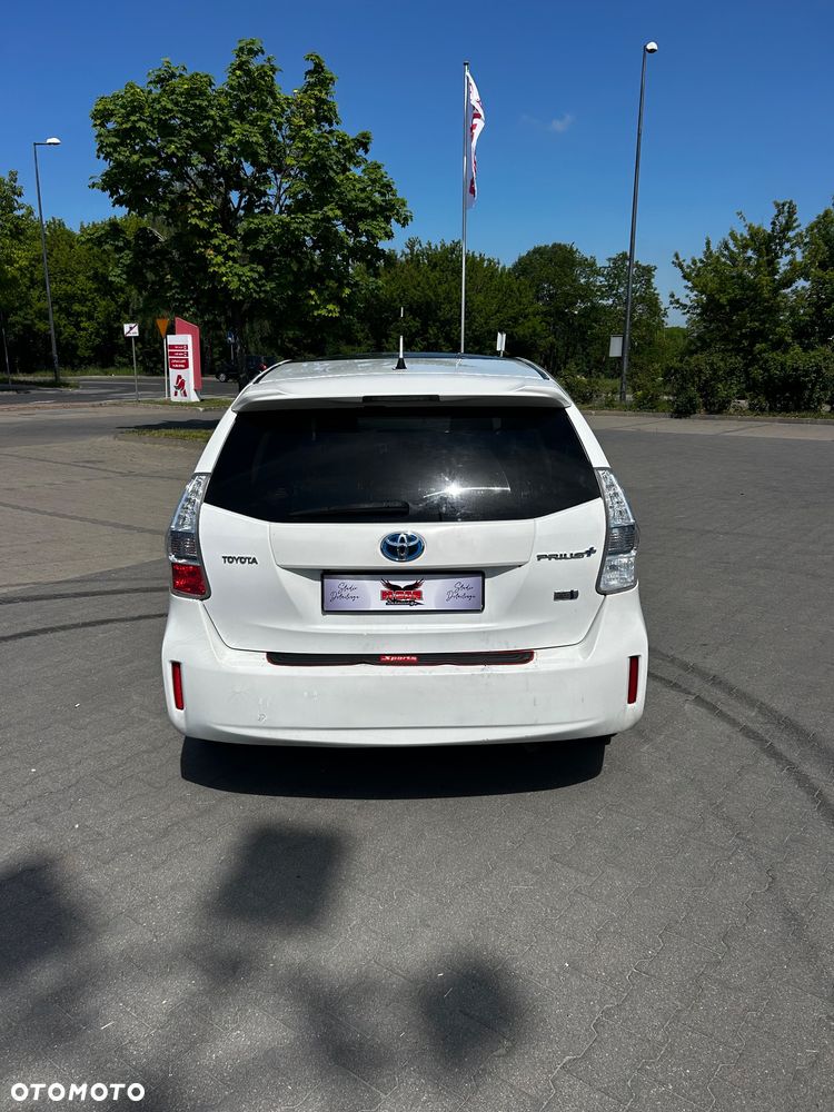 Toyota Prius 1.8 HSD Premium - 6