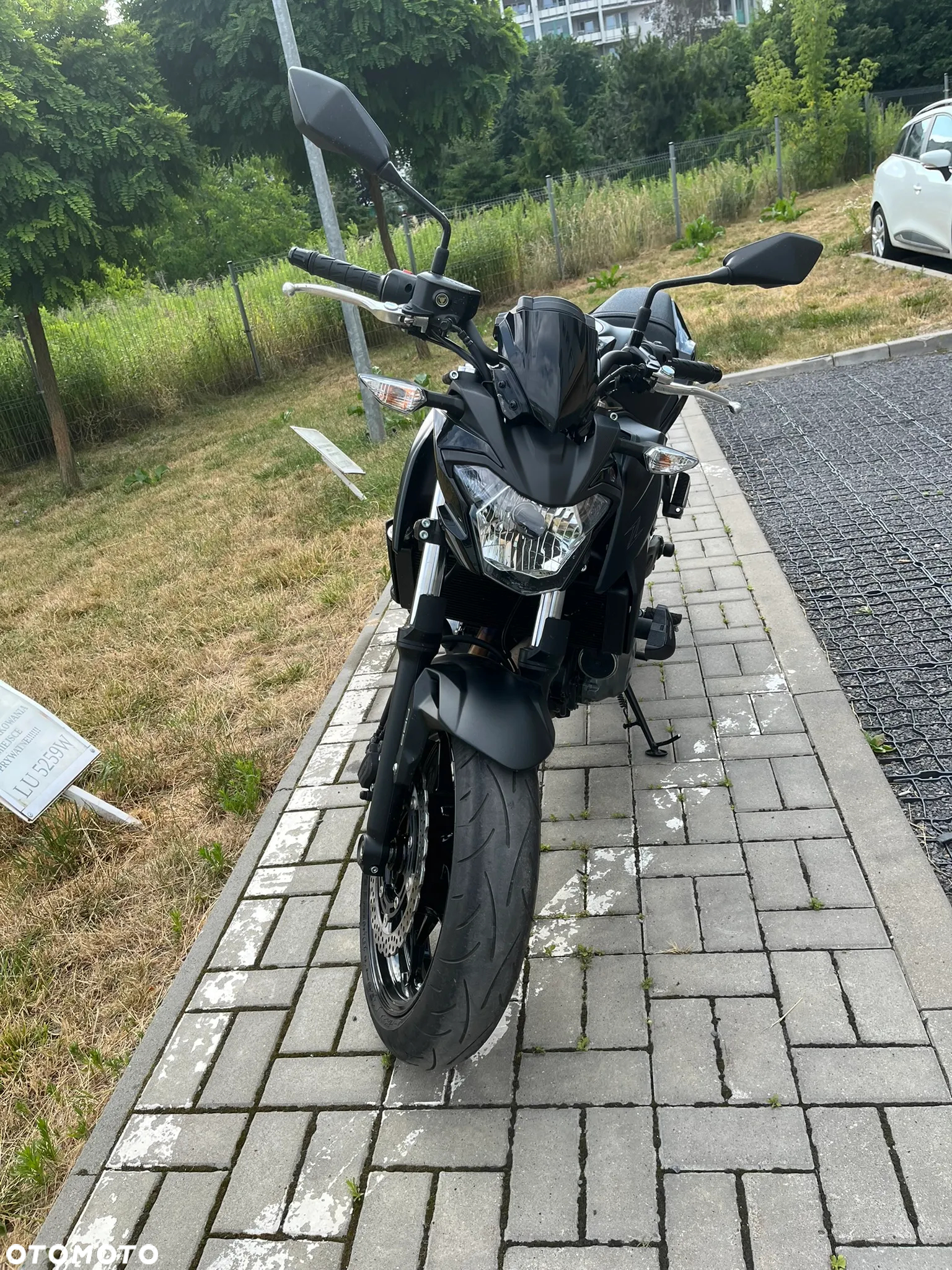 Kawasaki Z 650 - 5