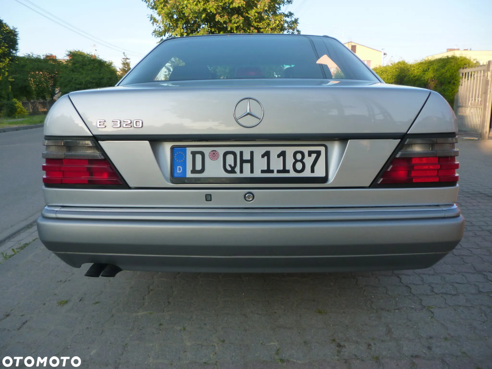 Mercedes-Benz Klasa E 320 - 5