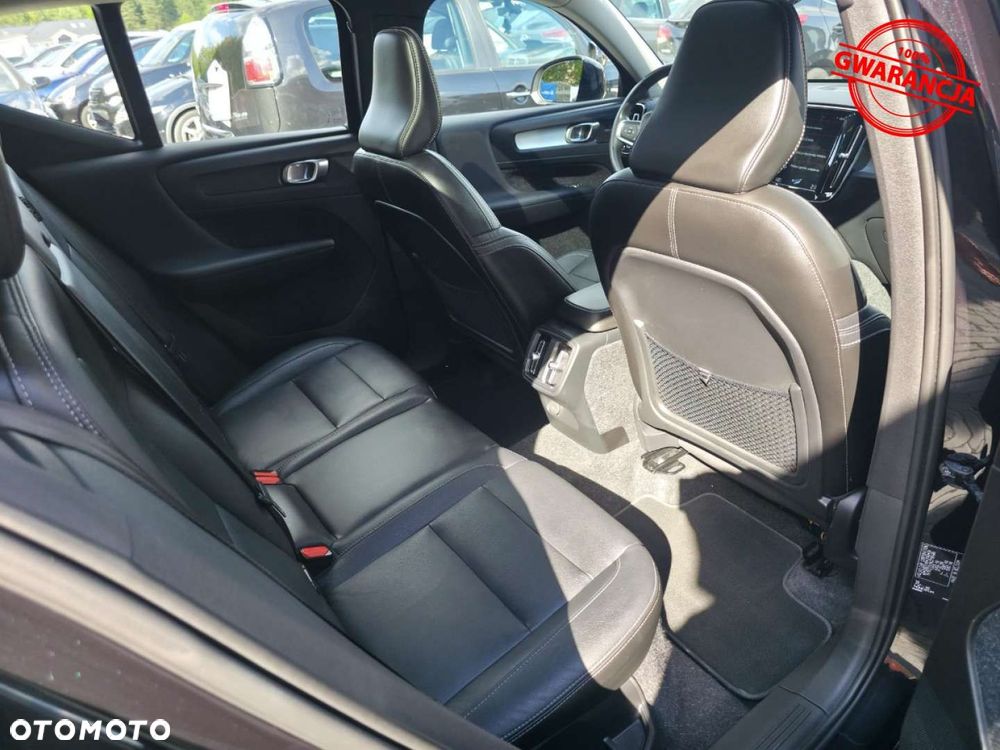 Volvo XC 40 - 21