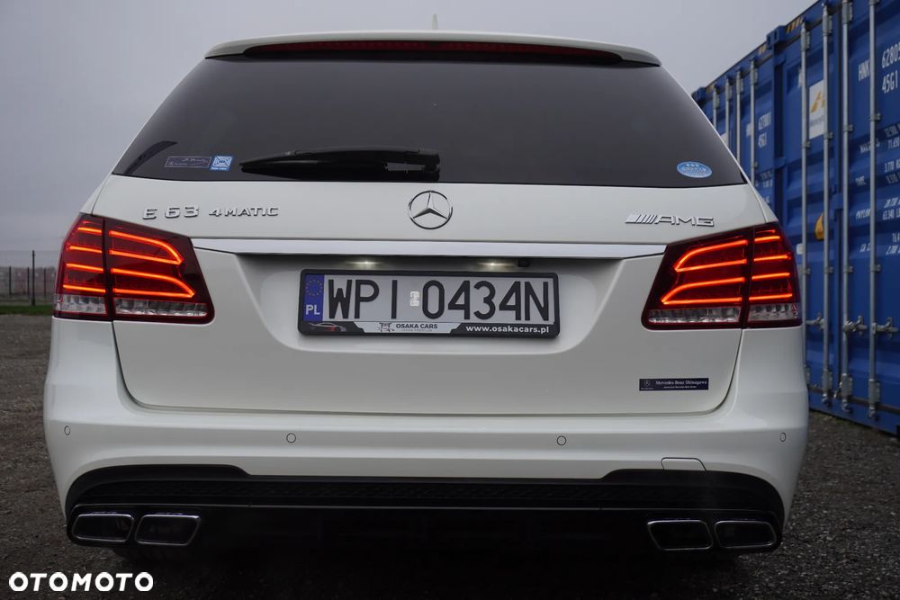 Mercedes-Benz Klasa E 63 AMG 4Matic AMG Speedshift MCT - 20
