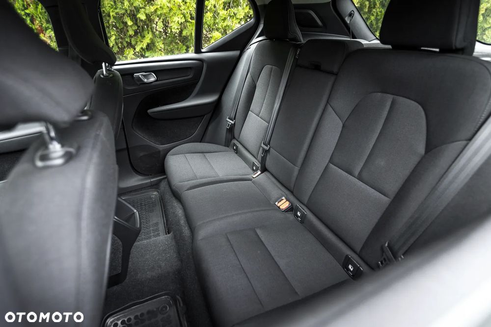 Volvo XC 40 T3 Momentum Core - 30