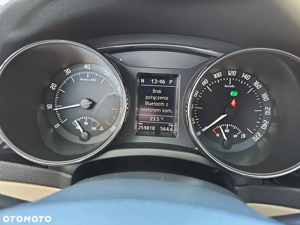 Skoda Superb 2.0 TSI Elegance DSG - 23