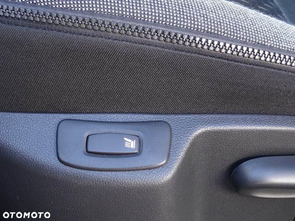 Renault Captur 0.9 Energy TCe Intens EU6 - 27