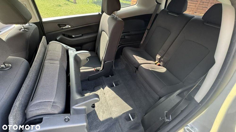 Chevrolet Orlando - 17
