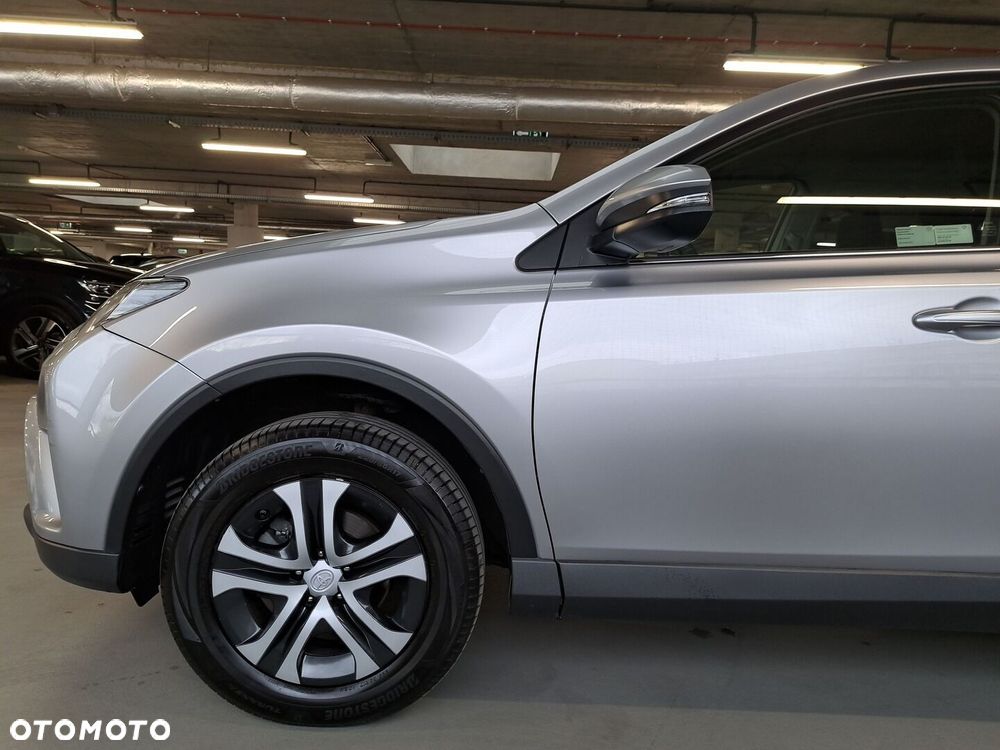 Toyota RAV4 2.0 Active 4x4 - 32