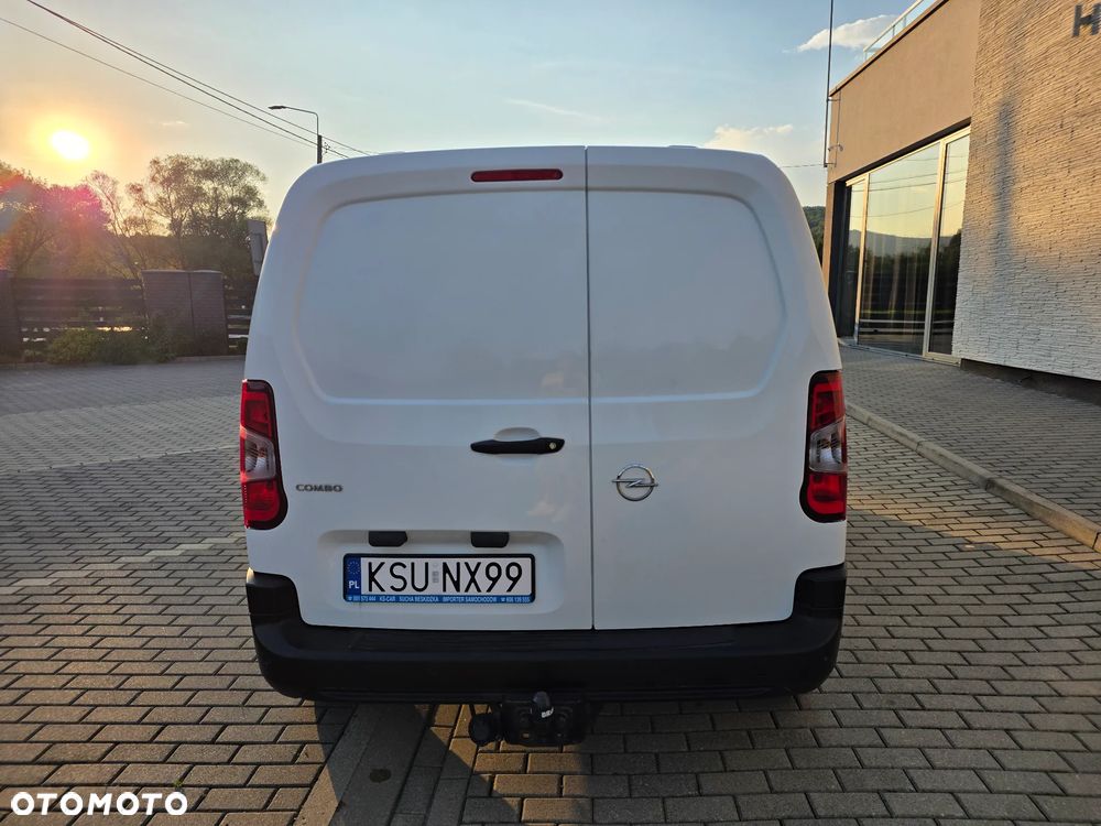Opel Combo 1.2 benzyna Vat! rok2020 navi klima 3-osobowy tempomat grzana szyba fotele hak - 8