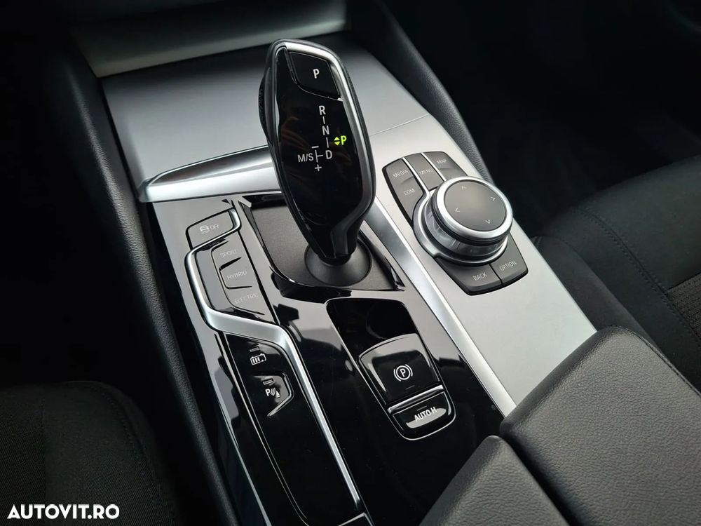 BMW Seria 5 530e AT PHEV - 29