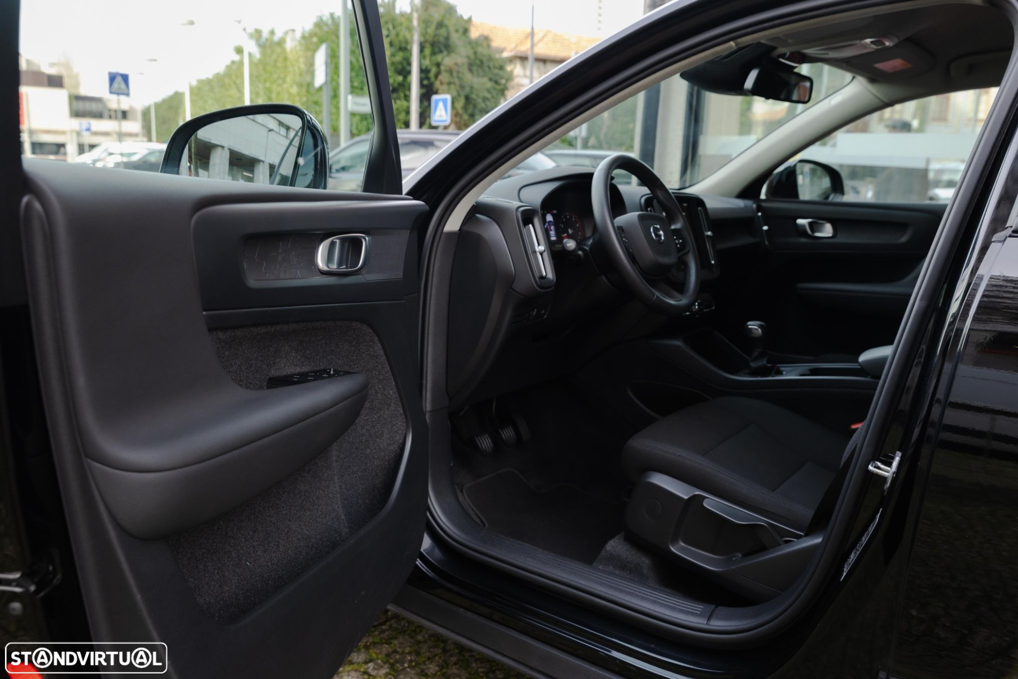 Volvo XC 40 1.5 T2 Momentum Core - 8