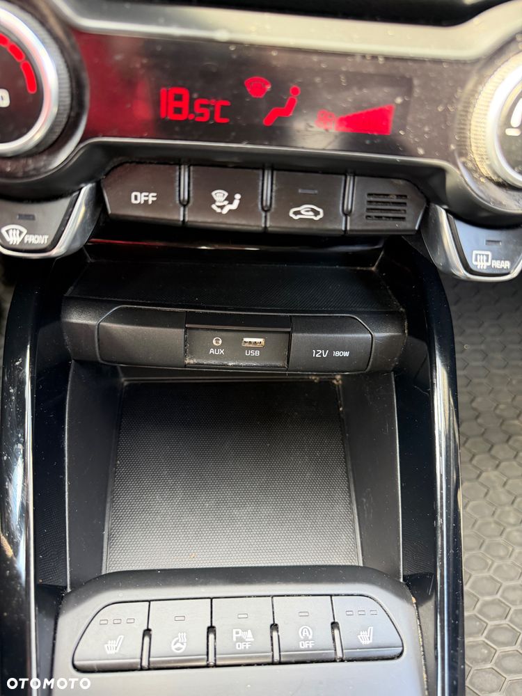 Kia Rio 1.2 Business Line - 22