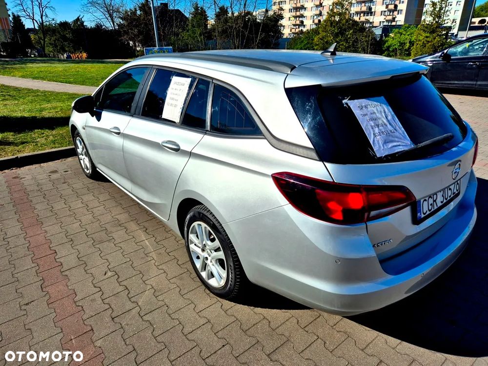 Opel Astra 1.6 CDTI Enjoy - 12