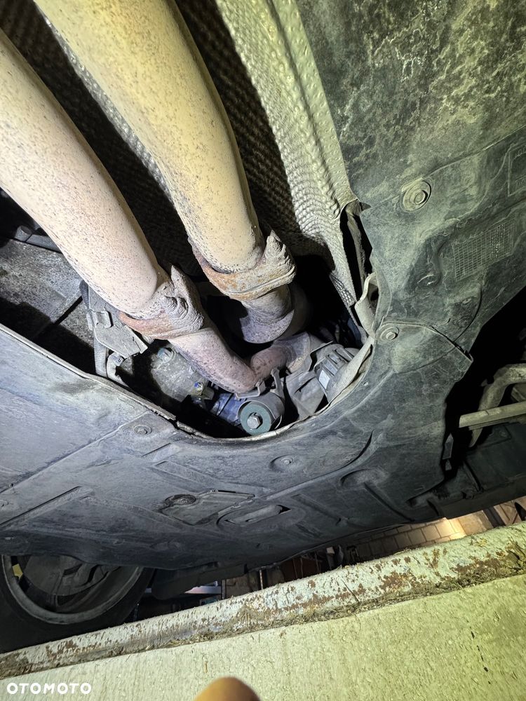 BMW Seria 3 325i - 14