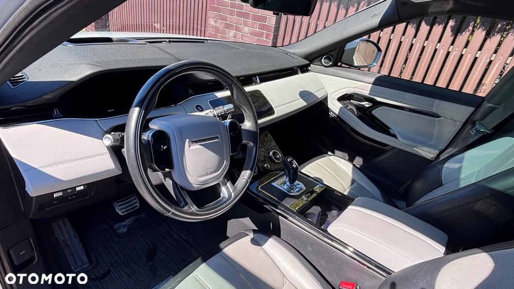 Land Rover Range Rover Evoque P250 R-Dynamic - 6