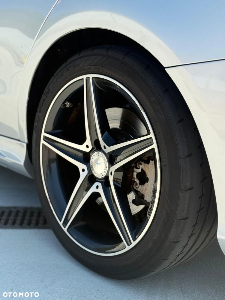 Mercedes-Benz Klasa C AMG 43 4-Matic - 17