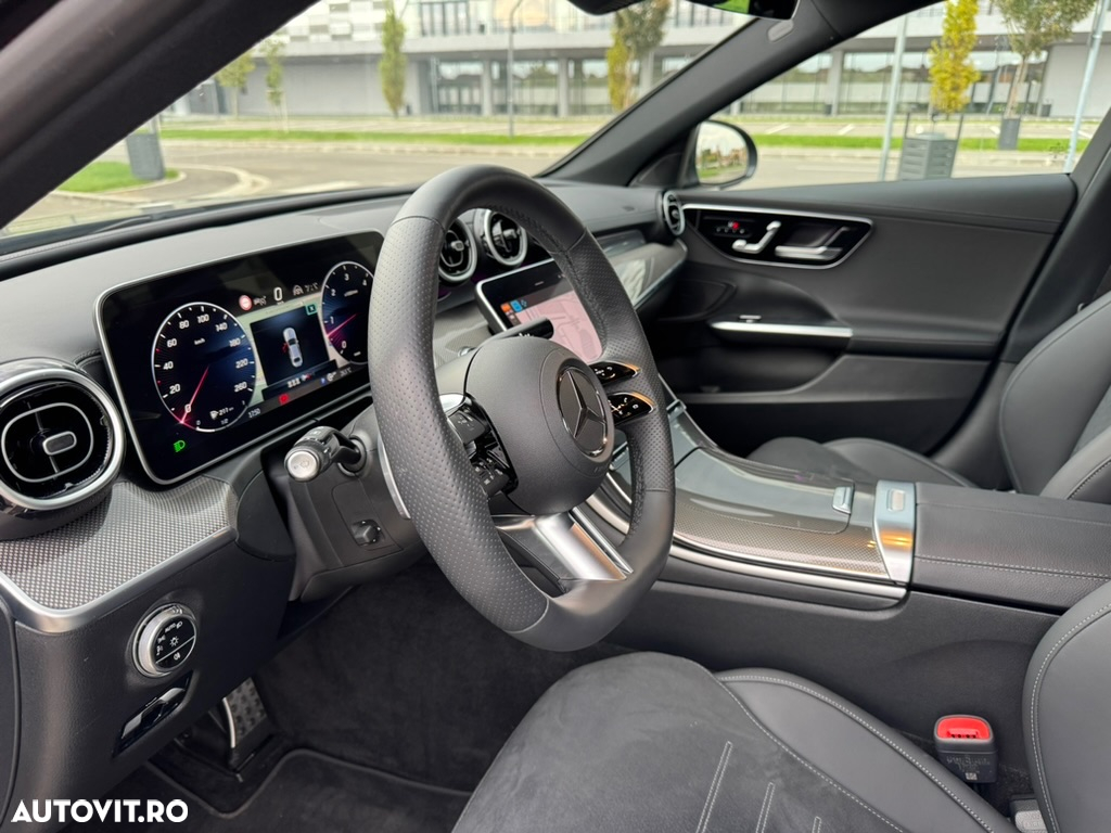 Mercedes-Benz C 220 d T 9G-TRONIC AMG Line - 24