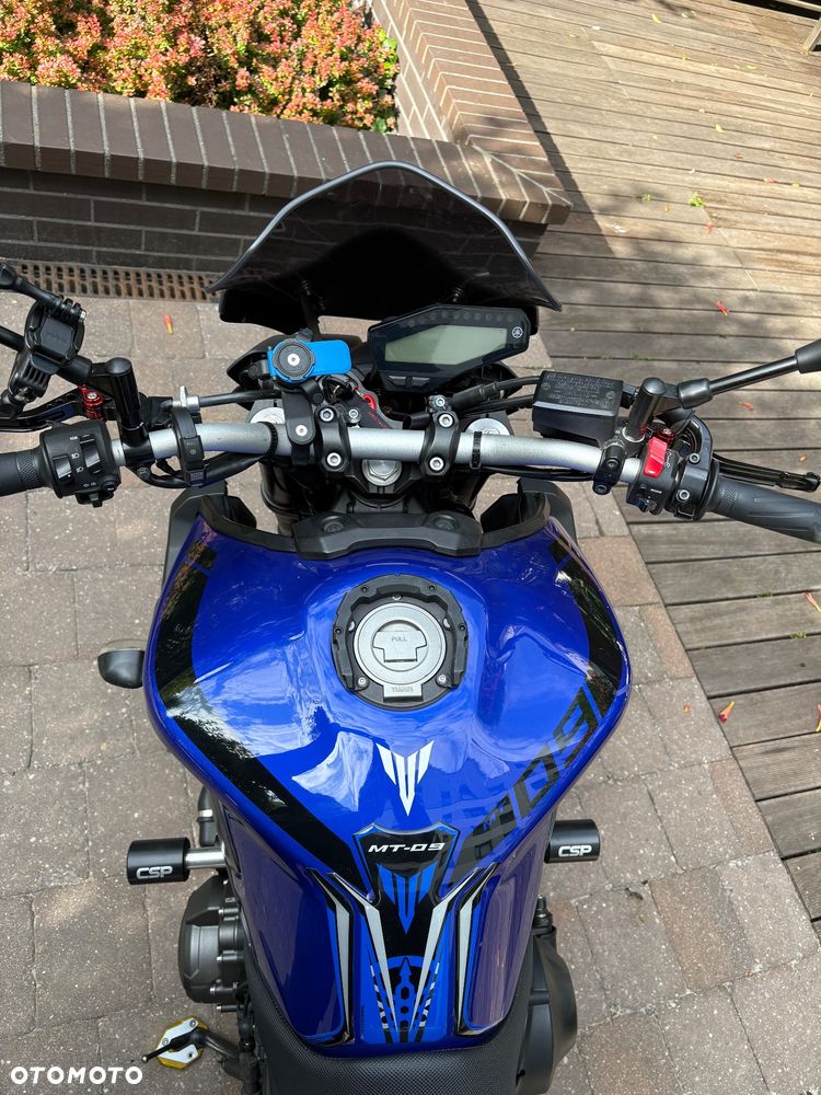 Yamaha MT - 3