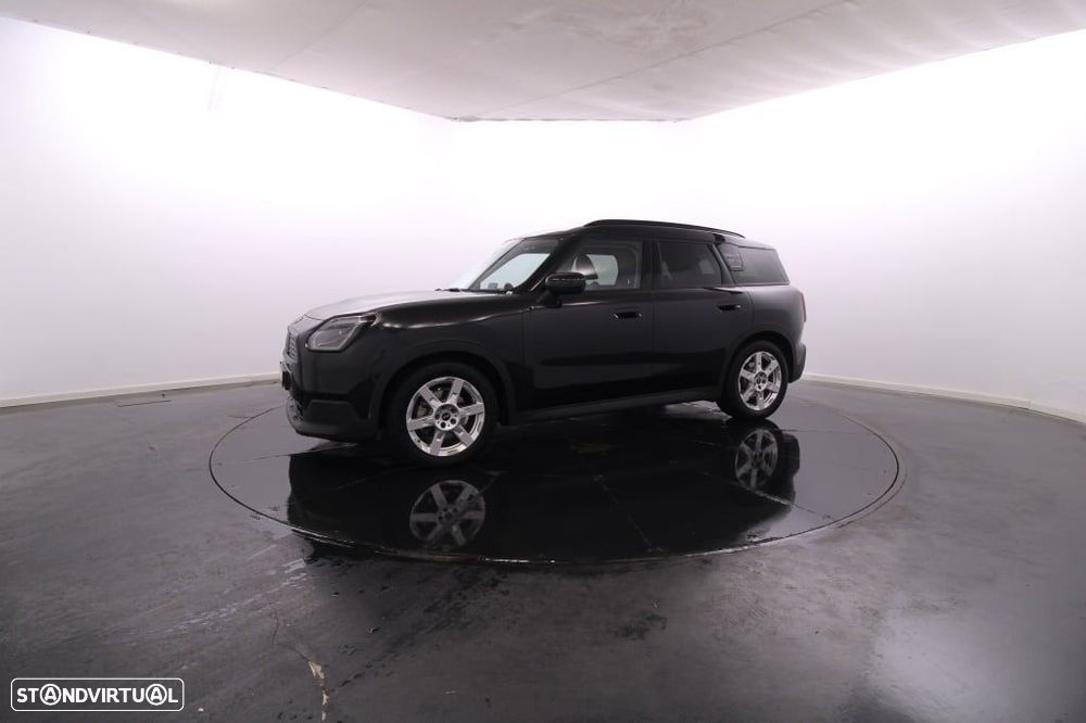 MINI Countryman E Favoured L - 2