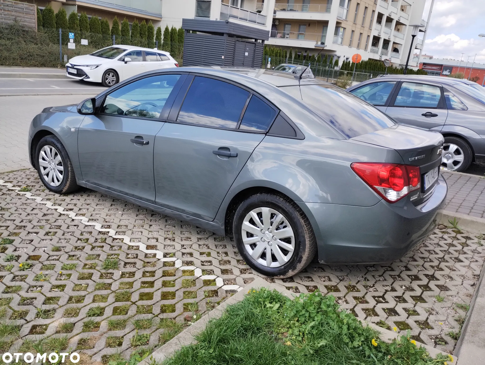 Chevrolet Cruze - 8