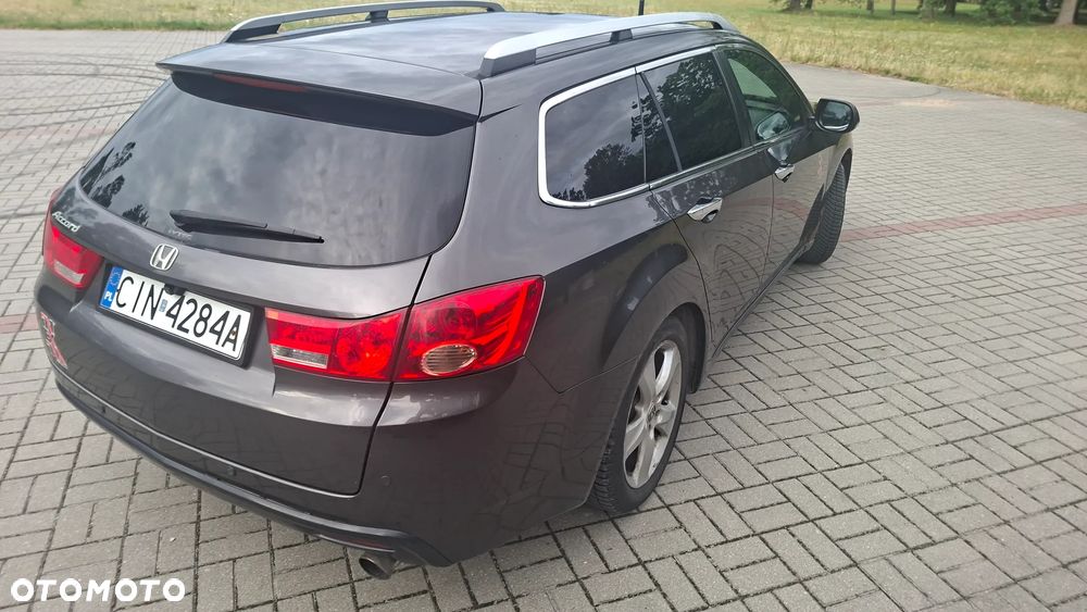 Honda Accord 2.0 Executive - 14
