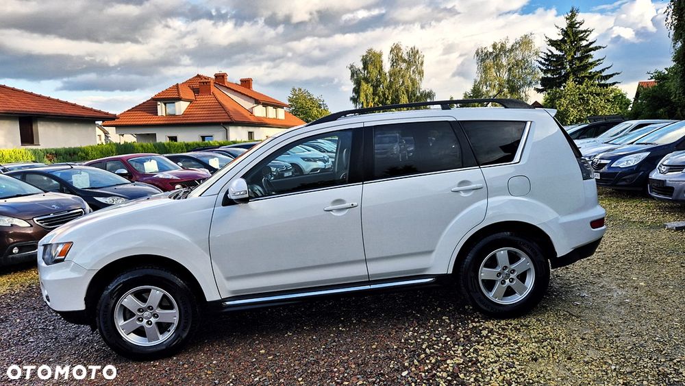 Mitsubishi Outlander 2.0 Intense + NAVI 2WD EU5 CVT - 18