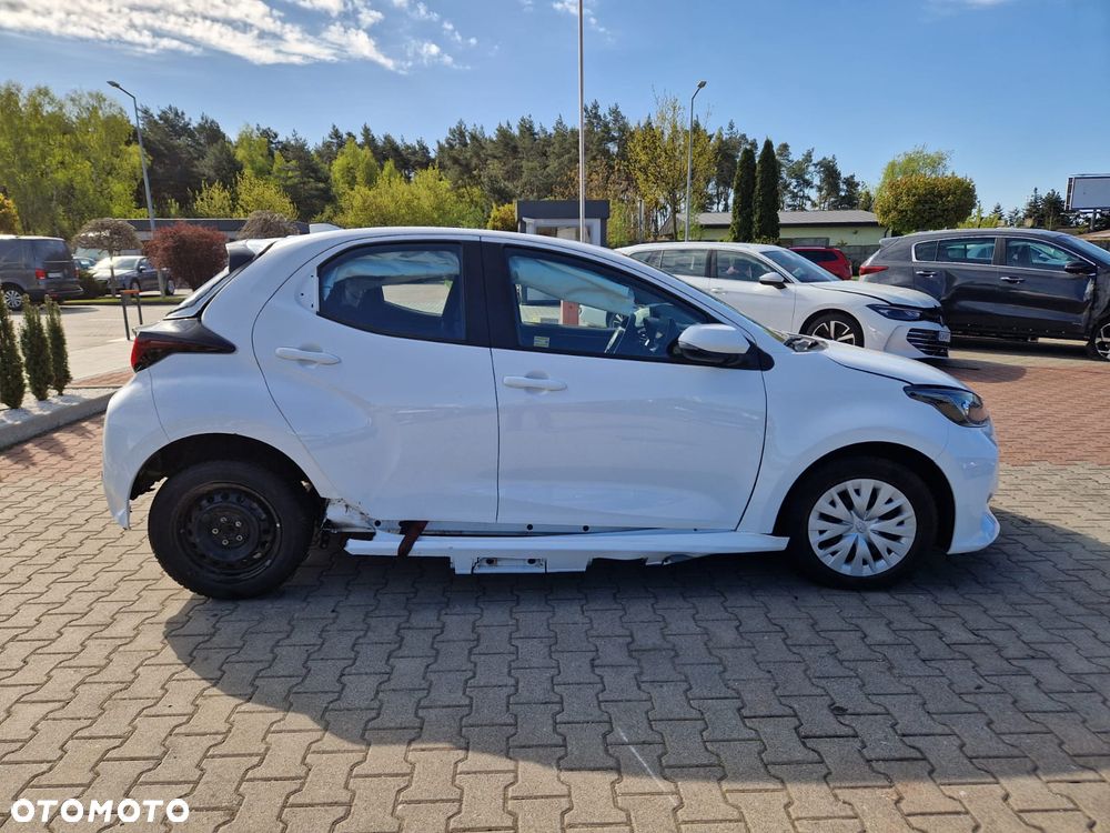 Toyota Yaris Hybrid 1.5 Active - 8