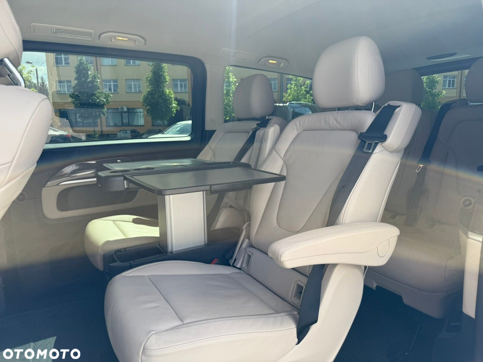 Mercedes-Benz Klasa V 300 d Avantgarde 9G-Tronic (ekstra d³) - 19